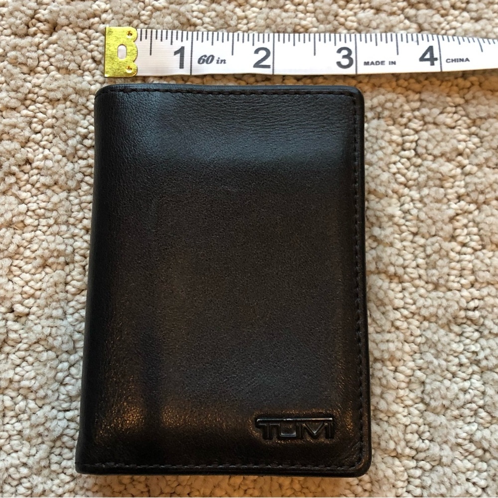 Tumi Wallet - Picture 6 of 6